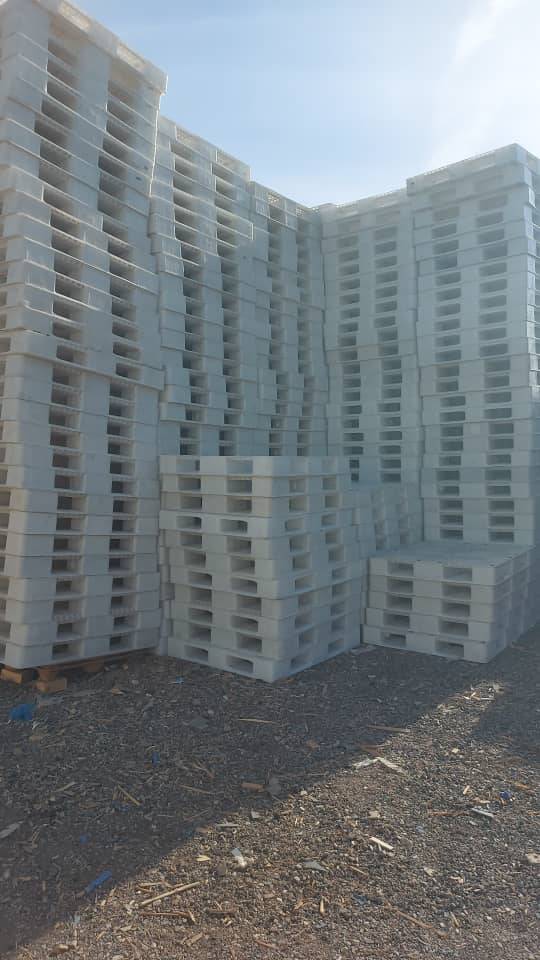 پالت پلاستیکی پالت جک خور