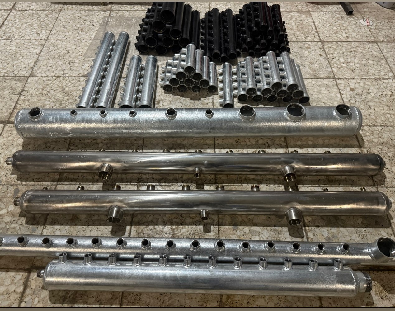 ساخت انواع کلکتور تاسیساتی و ساختمانی نیوکلکتور