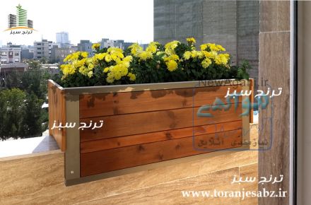 فلاورباکس و گلدان چوب ترموود برای بام سبز